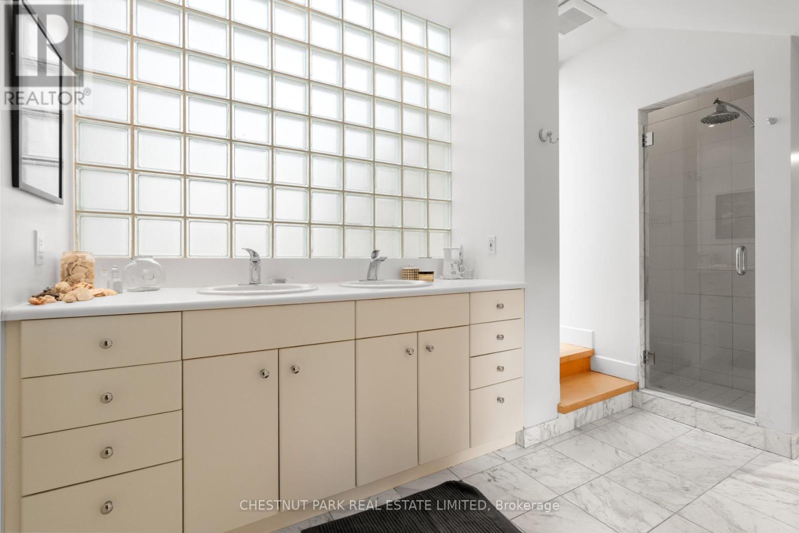 68 Belmont Street, Toronto, Ontario  M5R 1P8 - Photo 26 - C12427624
