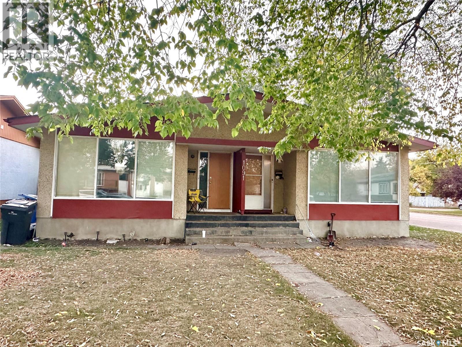 1091 109th STREET, North Battleford, Saskatchewan