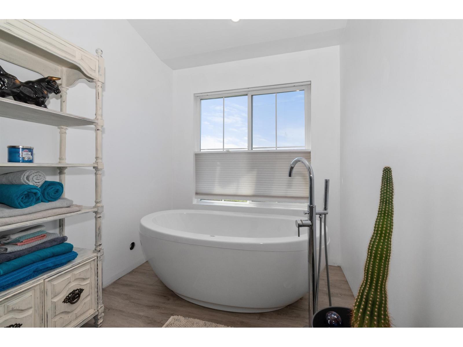6050 Chadsey Road, Greendale, Chilliwack, British Columbia  V2R 4P2 - Photo 31 - R3051113