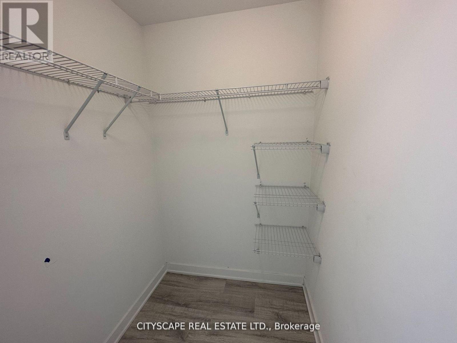 1906 - 4655 Metcalfe Avenue, Mississauga, Ontario  L5M 0Z7 - Photo 21 - W12407763