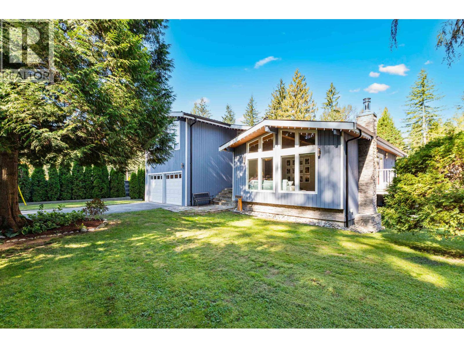 23245 DOGWOOD AVENUE, Maple Ridge, British Columbia