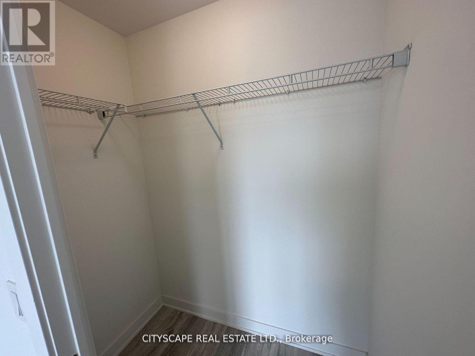 1906 - 4655 Metcalfe Avenue, Mississauga, Ontario  L5M 0Z7 - Photo 22 - W12407763