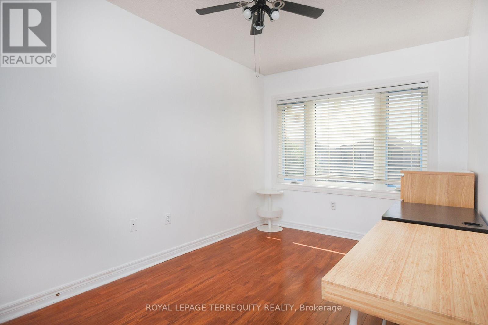 902 Ledbury Crescent, Mississauga, Ontario  L5V 2P8 - Photo 20 - W12361600