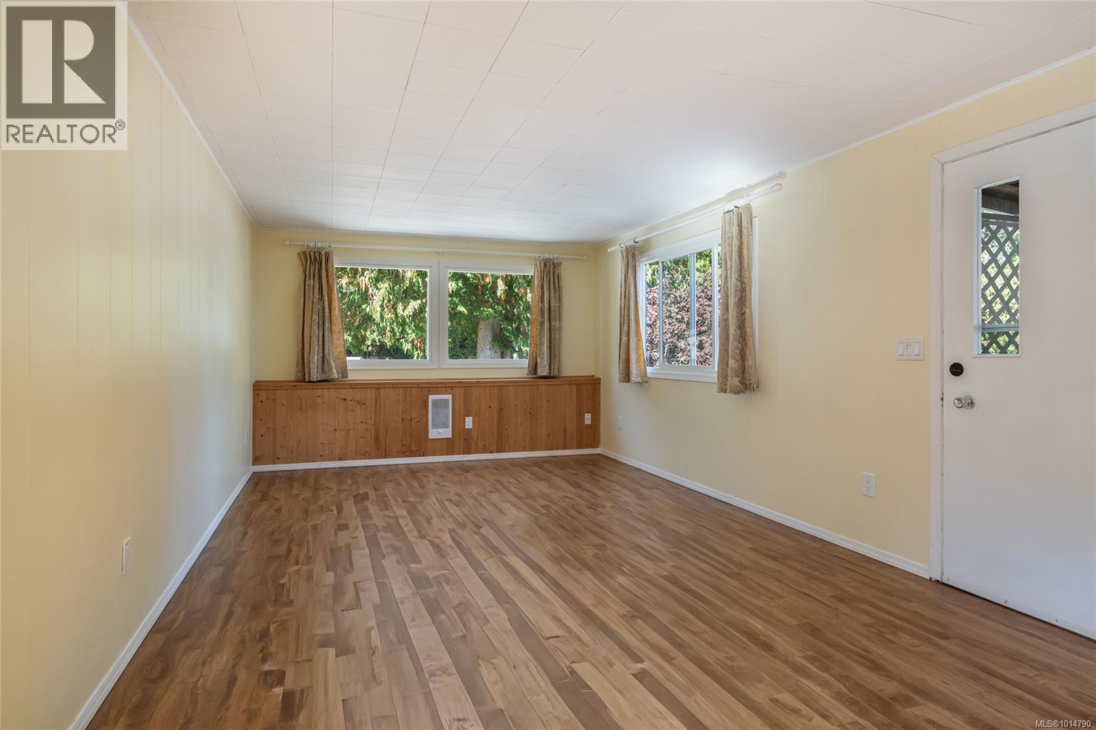 16 575 Arbutus St, Qualicum Beach, British Columbia  V9K 1P2 - Photo 7 - 1014790