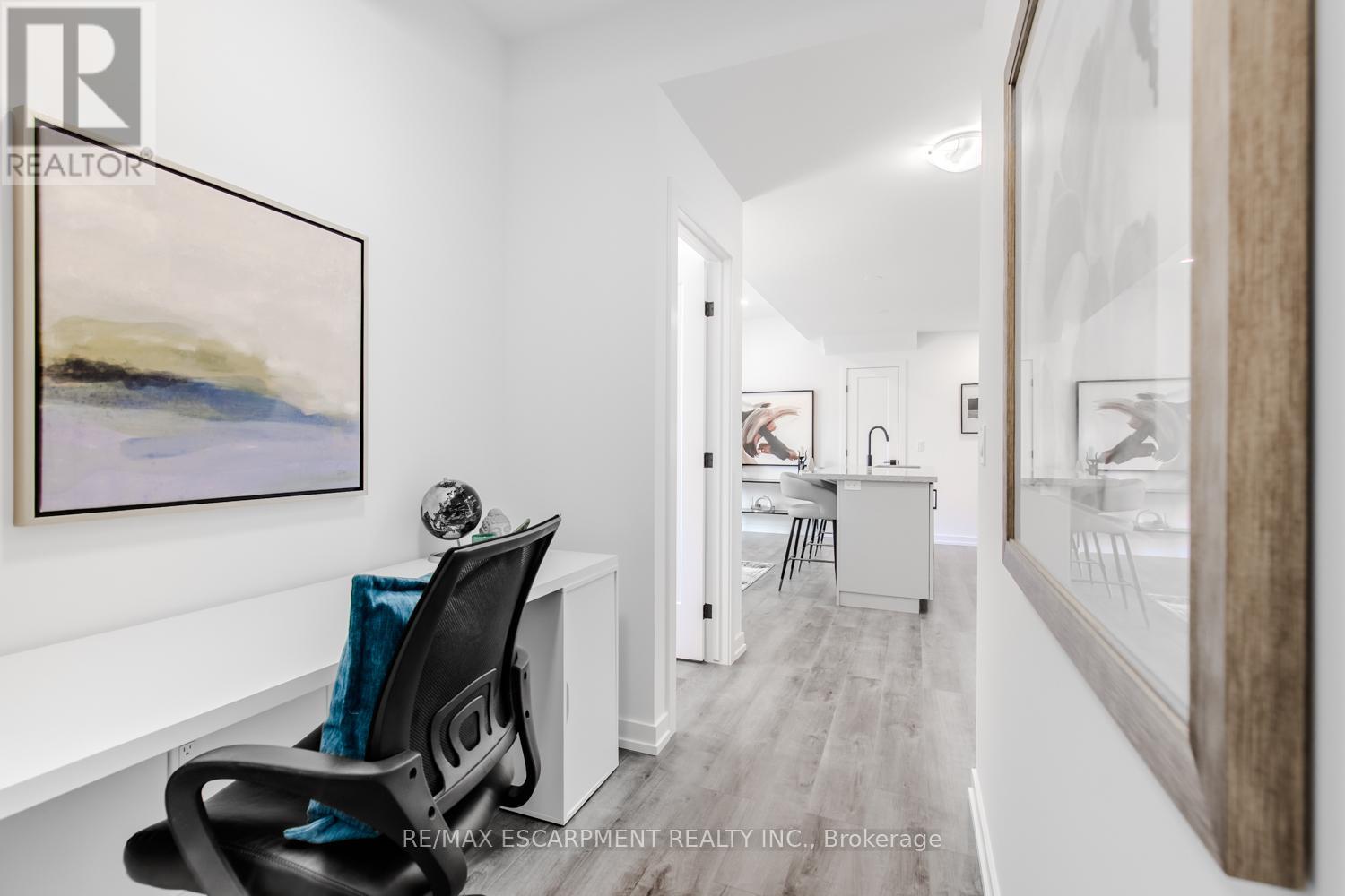 243 Burke Street, Hamilton, Ontario  L0R 2H7 - Photo 17 - X12365710