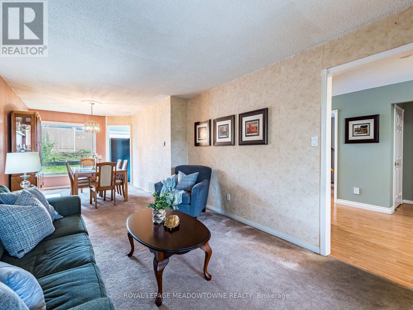 40 Lord Simcoe Drive, Brampton, Ontario  L6S 5H3 - Photo 10 - W12428351