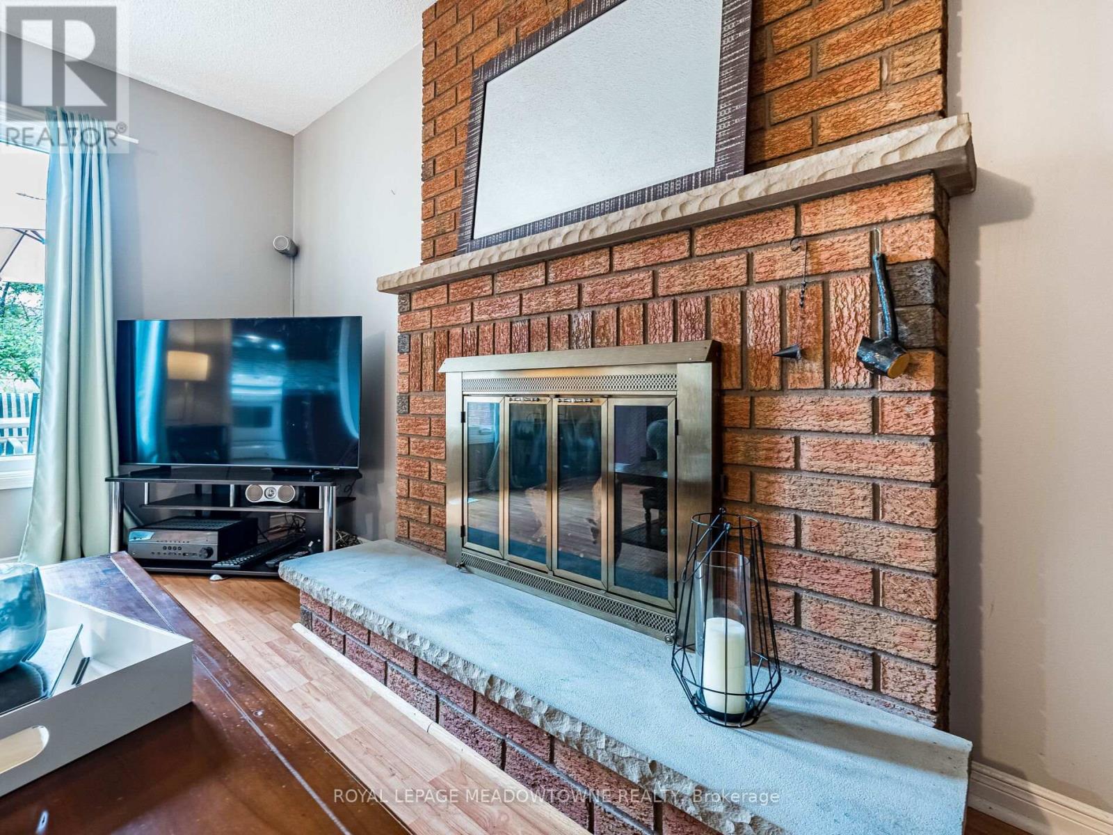 40 Lord Simcoe Drive, Brampton, Ontario  L6S 5H3 - Photo 15 - W12428351
