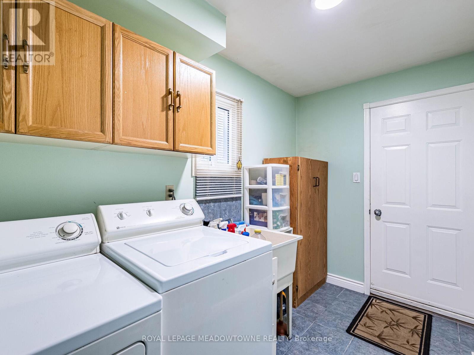 40 Lord Simcoe Drive, Brampton, Ontario  L6S 5H3 - Photo 27 - W12428351