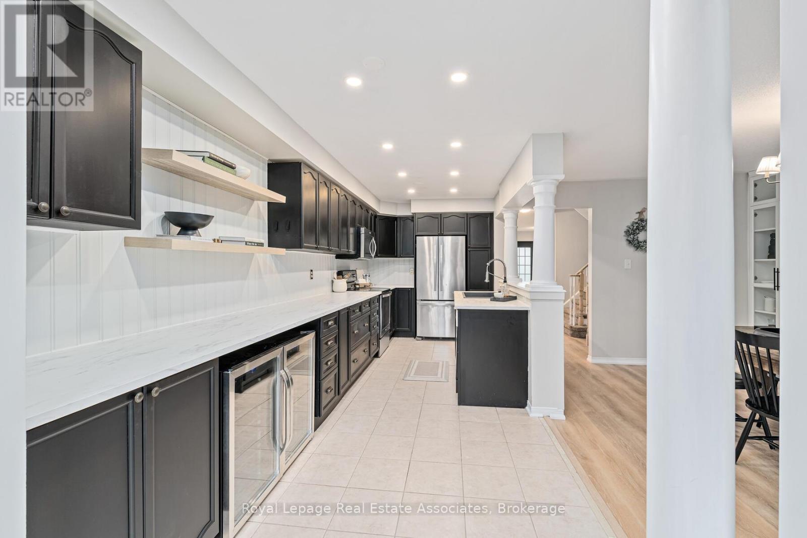 17 Snowberry Crescent, Halton Hills, Ontario  L7G 6M4 - Photo 15 - W12428356