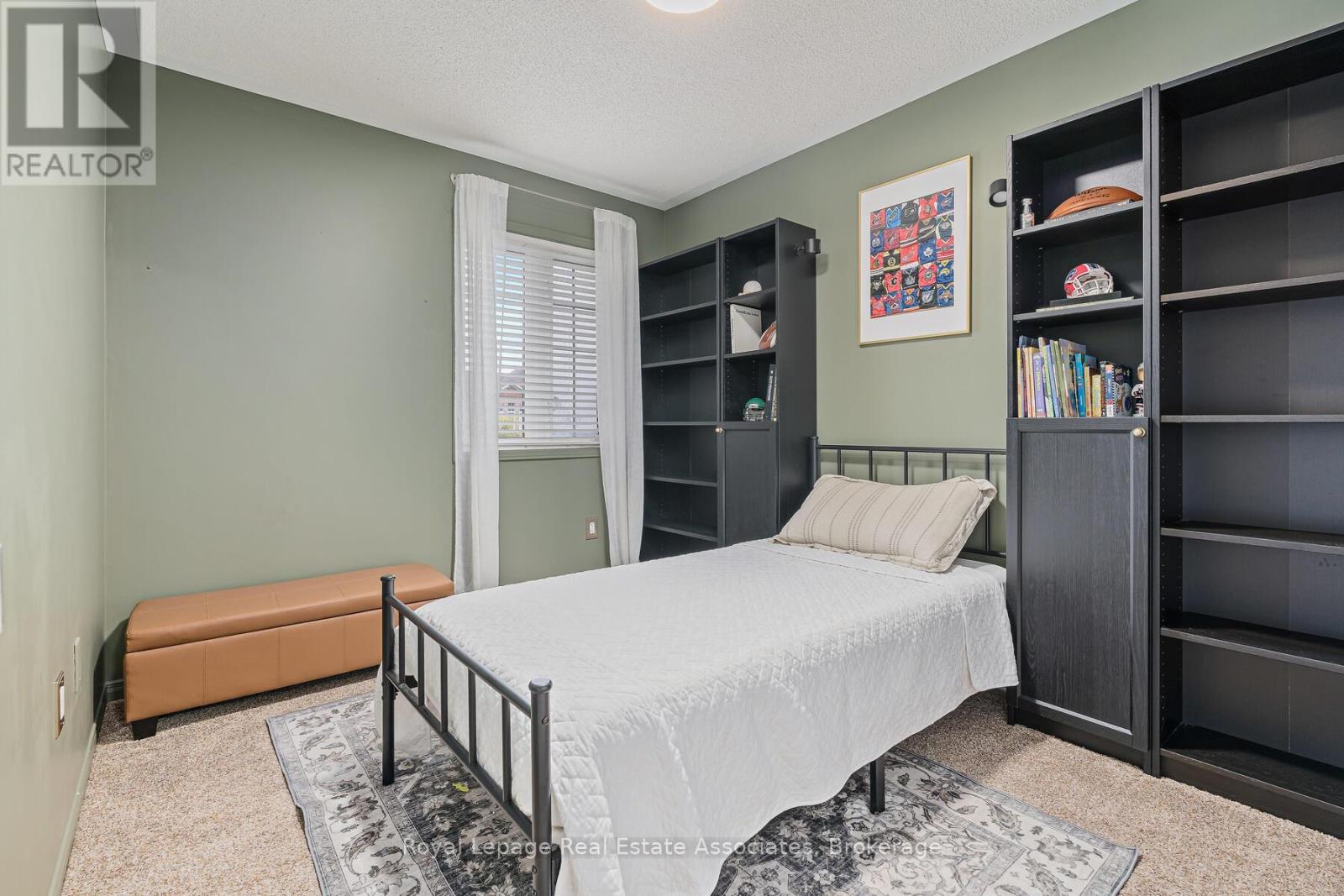 17 Snowberry Crescent, Halton Hills, Ontario  L7G 6M4 - Photo 33 - W12428356
