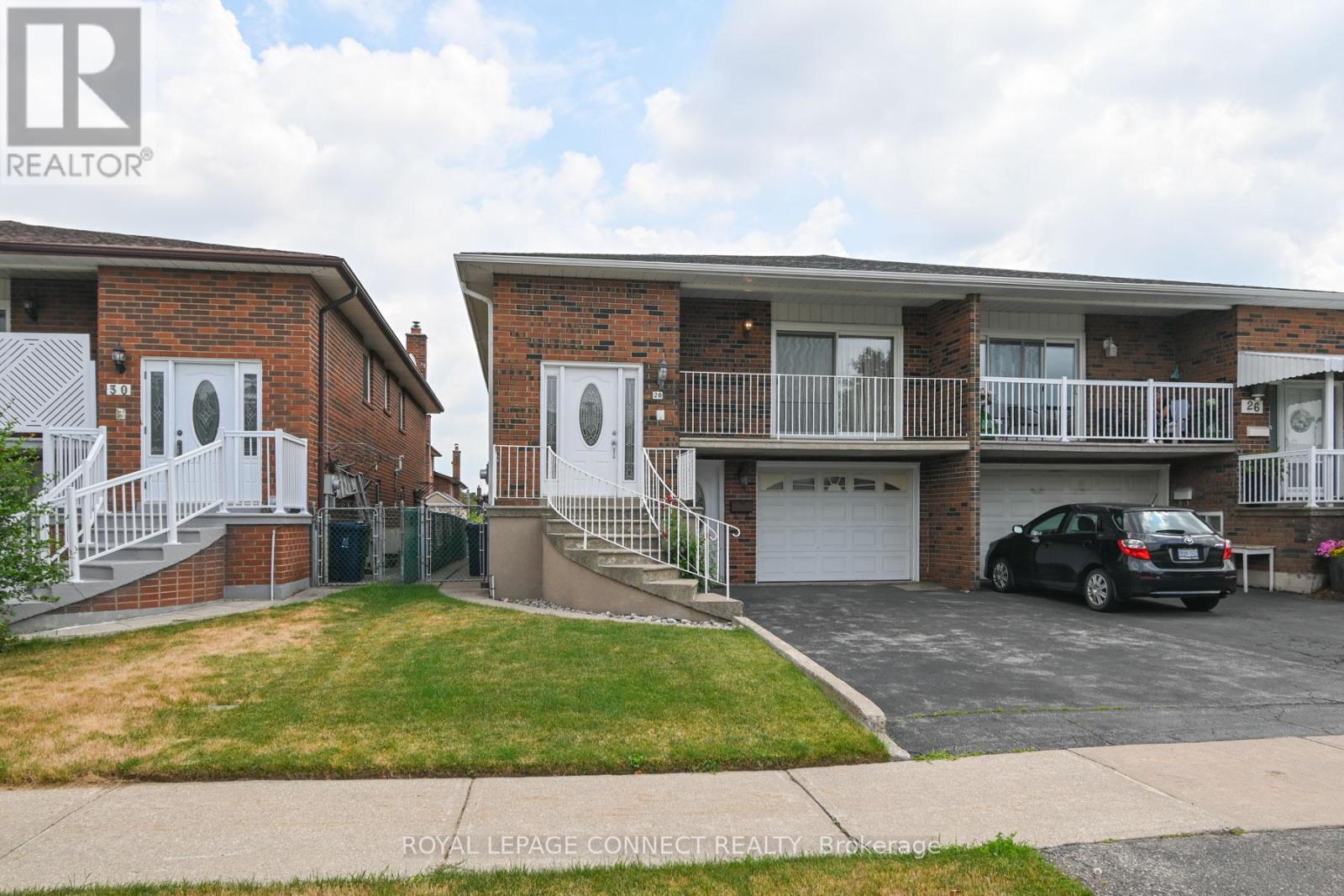 MAIN LEVEL - 28 JOHN LINDSAY COURT, Toronto, Ontario