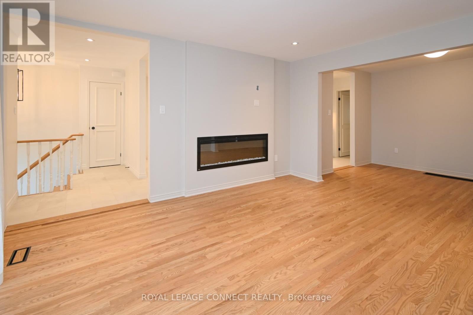Main Level - 28 John Lindsay Court, Toronto, Ontario  M3L 2K1 - Photo 14 - W12428370