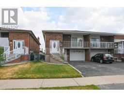 MAIN LEVEL - 28 JOHN LINDSAY COURT, Toronto, Ontario