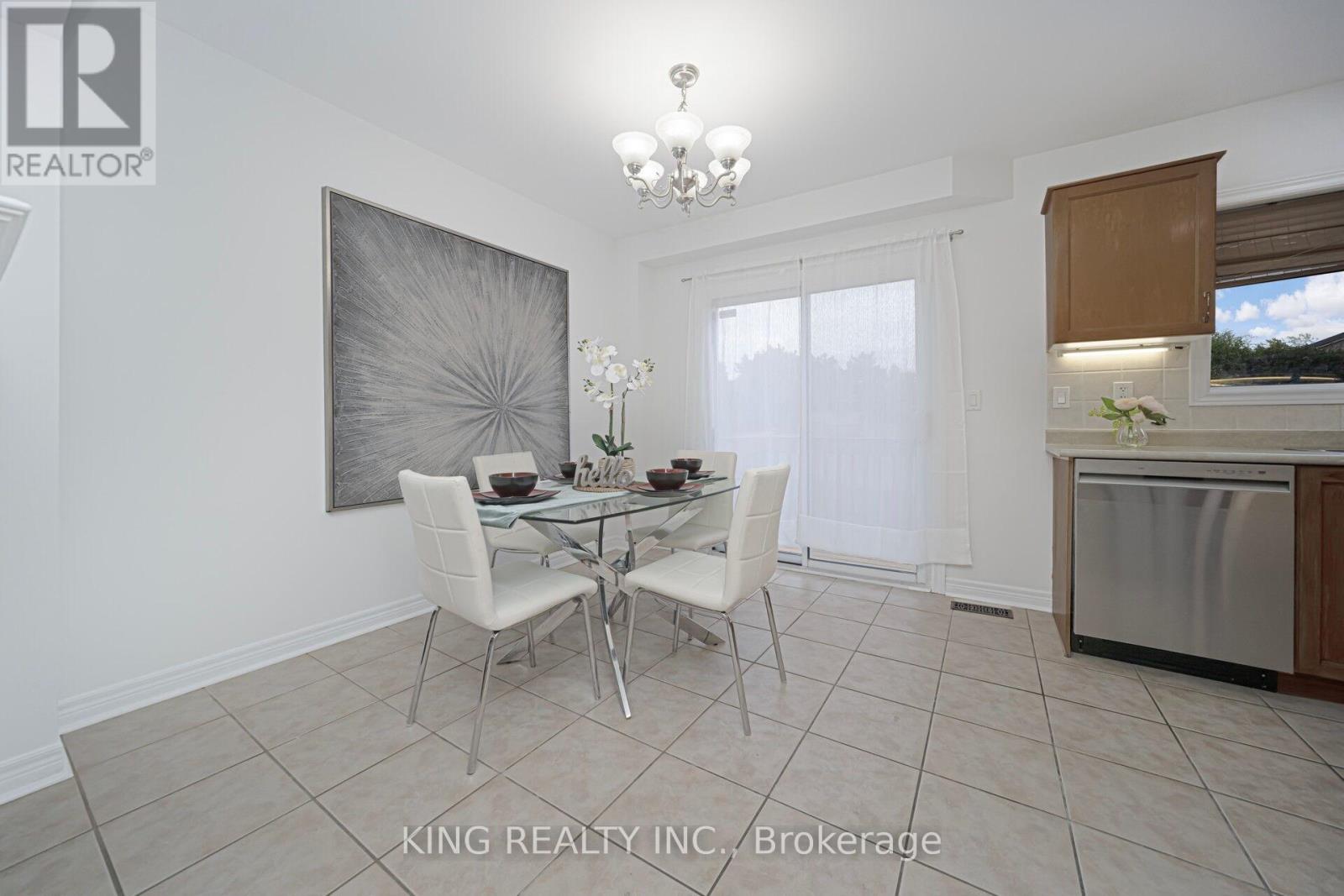 34 Dewridge Court, Brampton, Ontario  L5R 3C2 - Photo 15 - W12428371