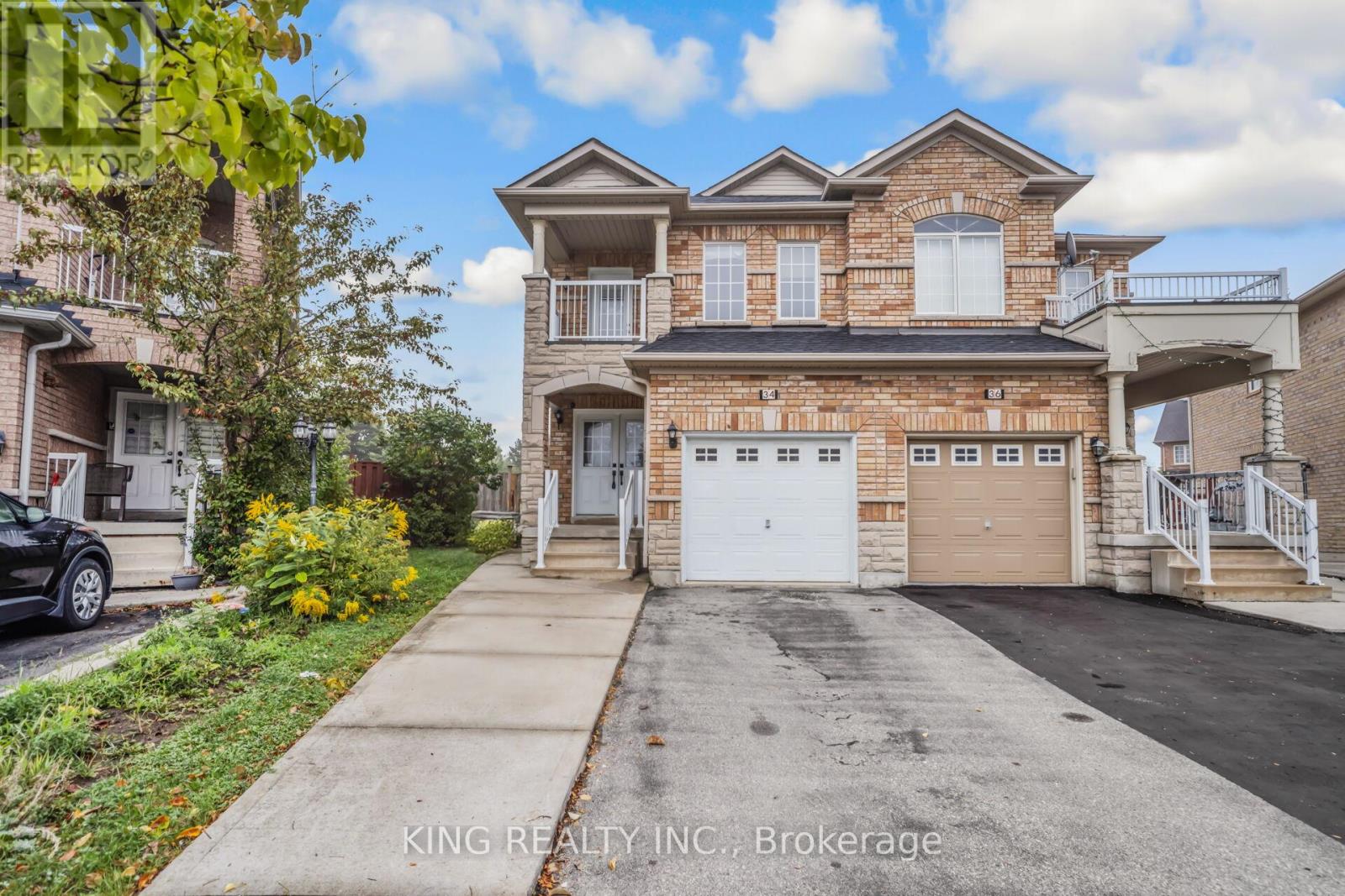 34 Dewridge Court, Brampton, Ontario  L5R 3C2 - Photo 4 - W12428371