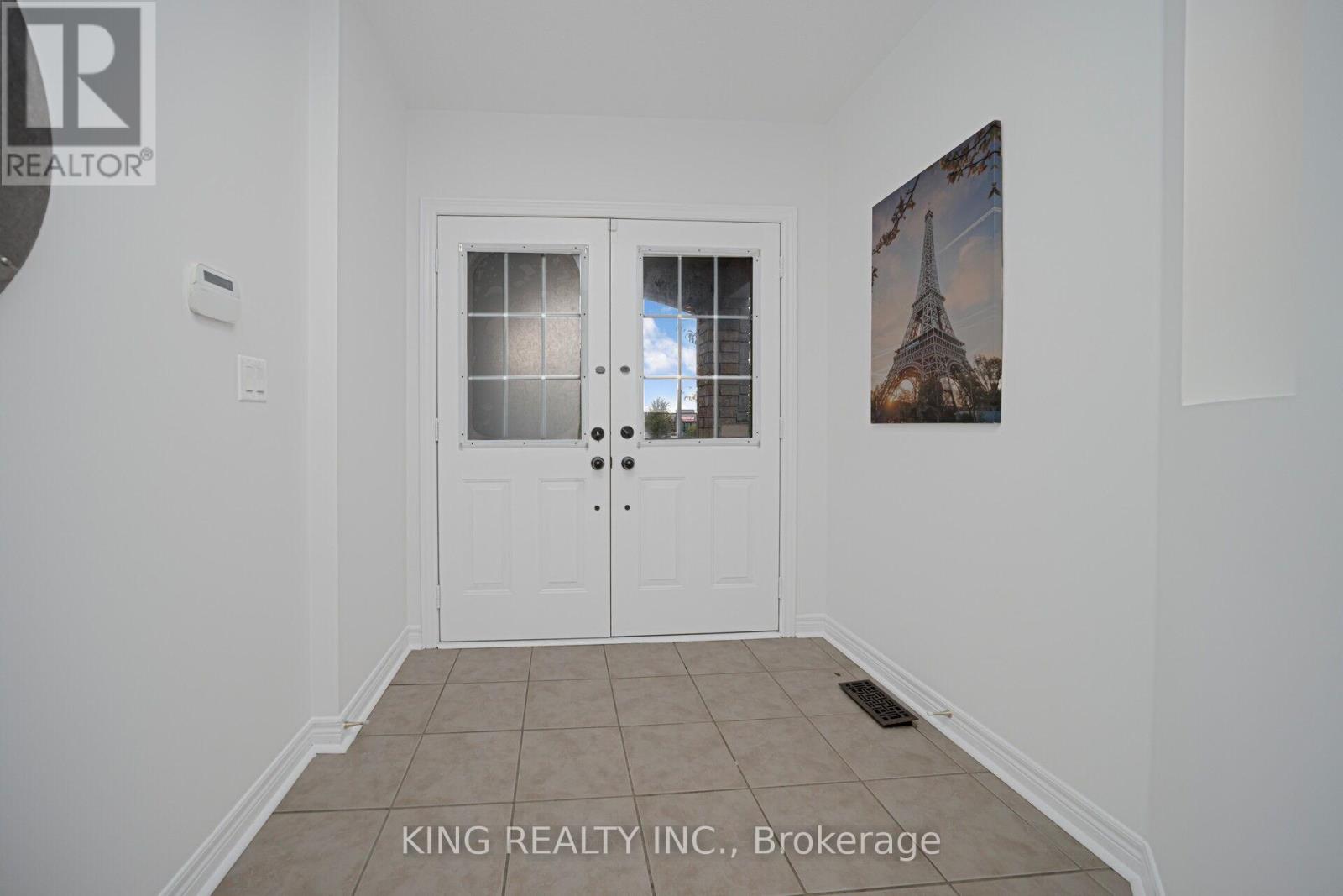 34 Dewridge Court, Brampton, Ontario  L5R 3C2 - Photo 8 - W12428371