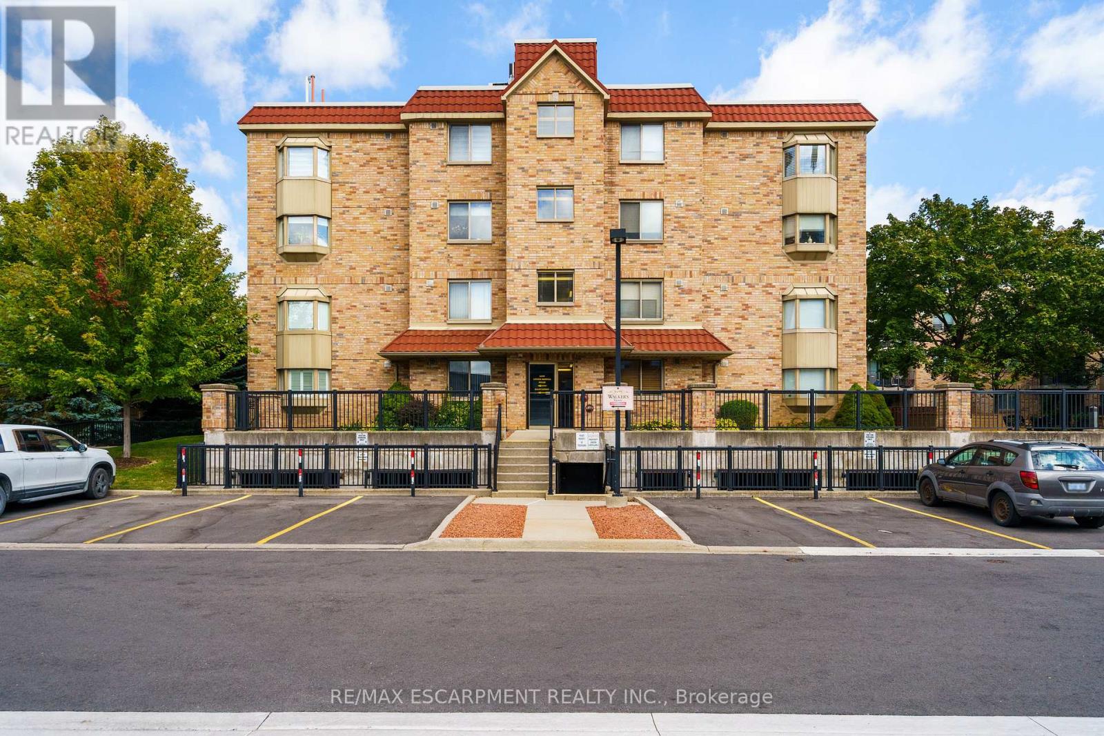 211 - 3499 UPPER MIDDLE ROAD, Burlington, Ontario