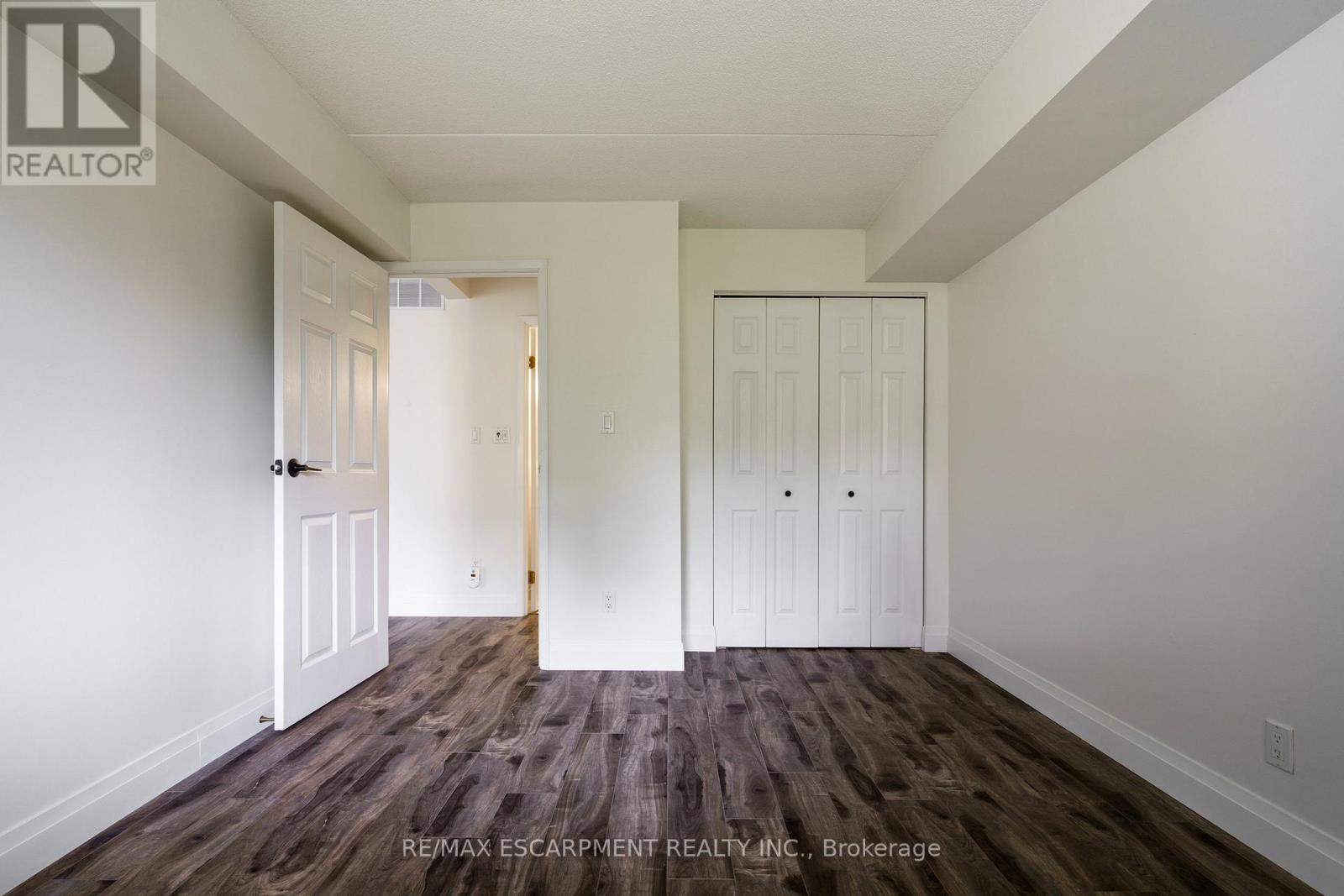 211 - 3499 Upper Middle Road, Burlington, Ontario  L7R 3X5 - Photo 25 - W12428390