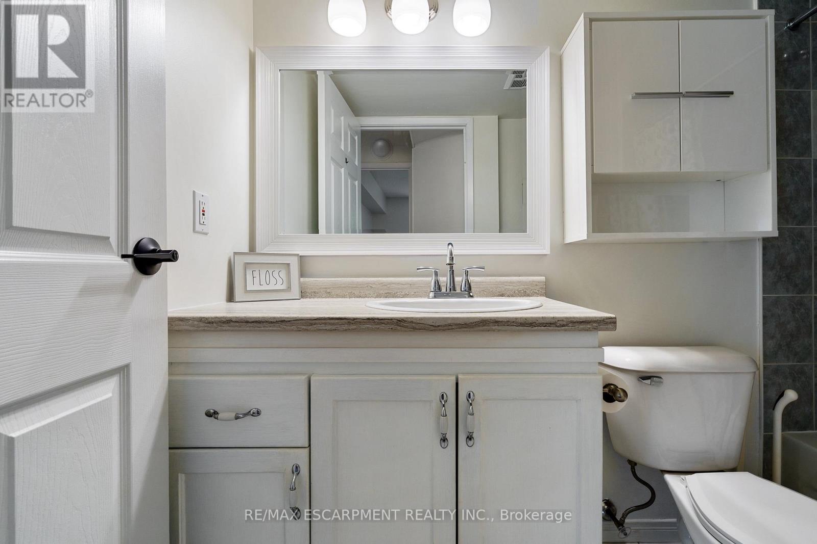 211 - 3499 Upper Middle Road, Burlington, Ontario  L7R 3X5 - Photo 26 - W12428390