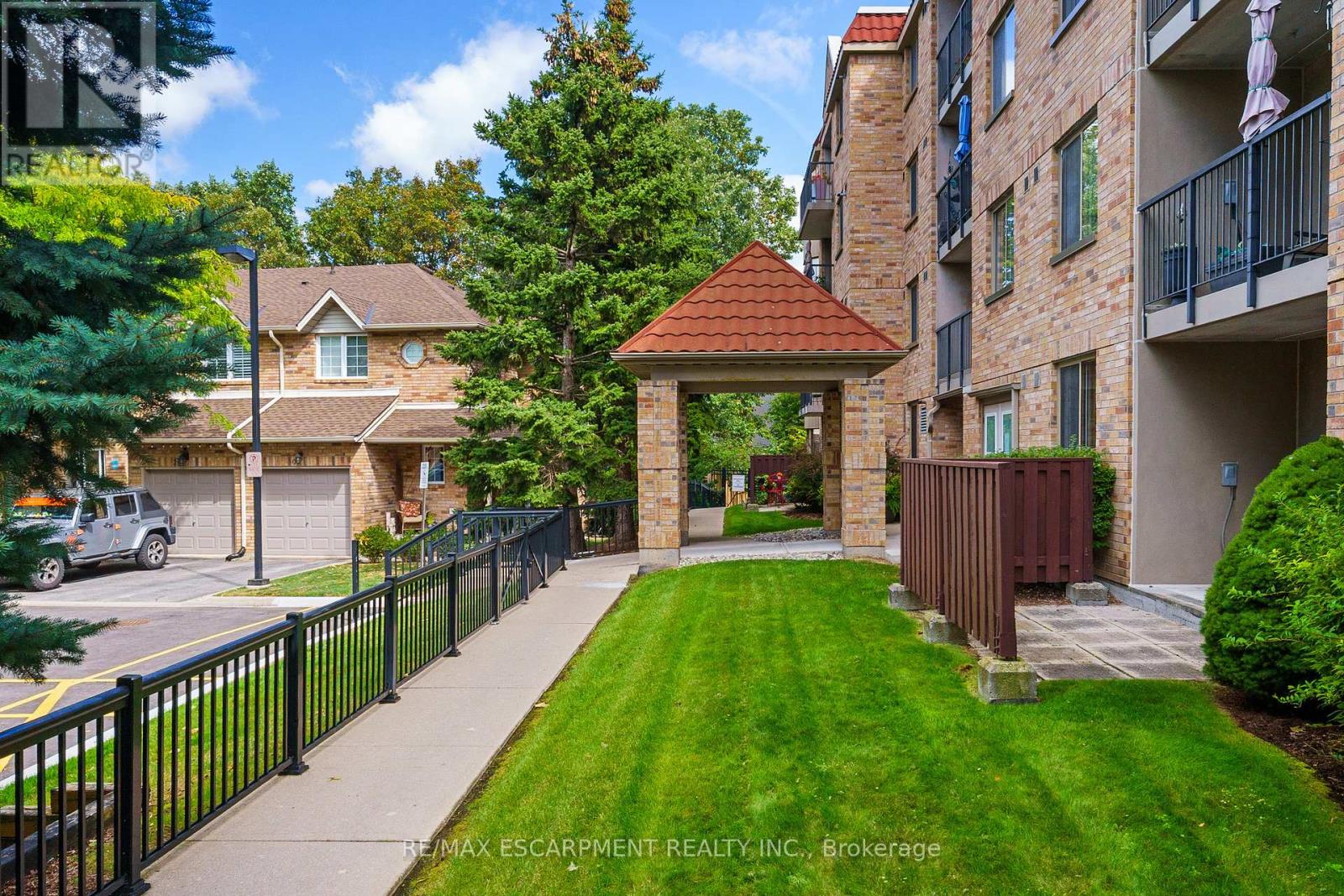 211 - 3499 Upper Middle Road, Burlington, Ontario  L7R 3X5 - Photo 43 - W12428390