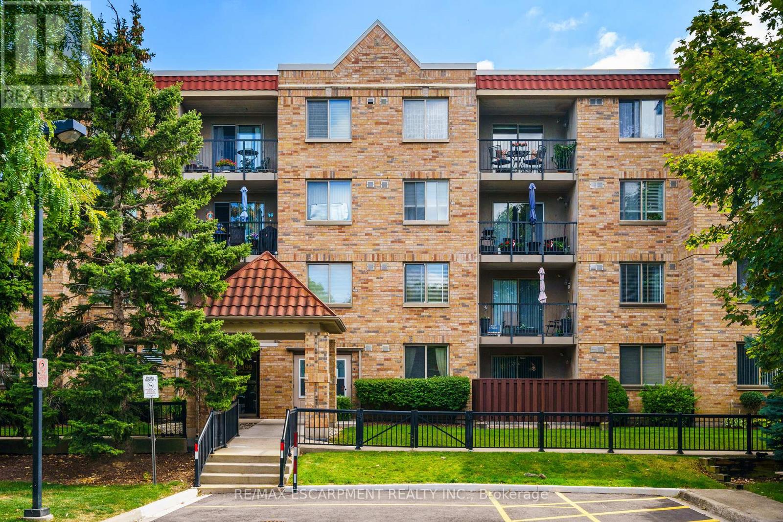 211 - 3499 Upper Middle Road, Burlington, Ontario  L7R 3X5 - Photo 44 - W12428390