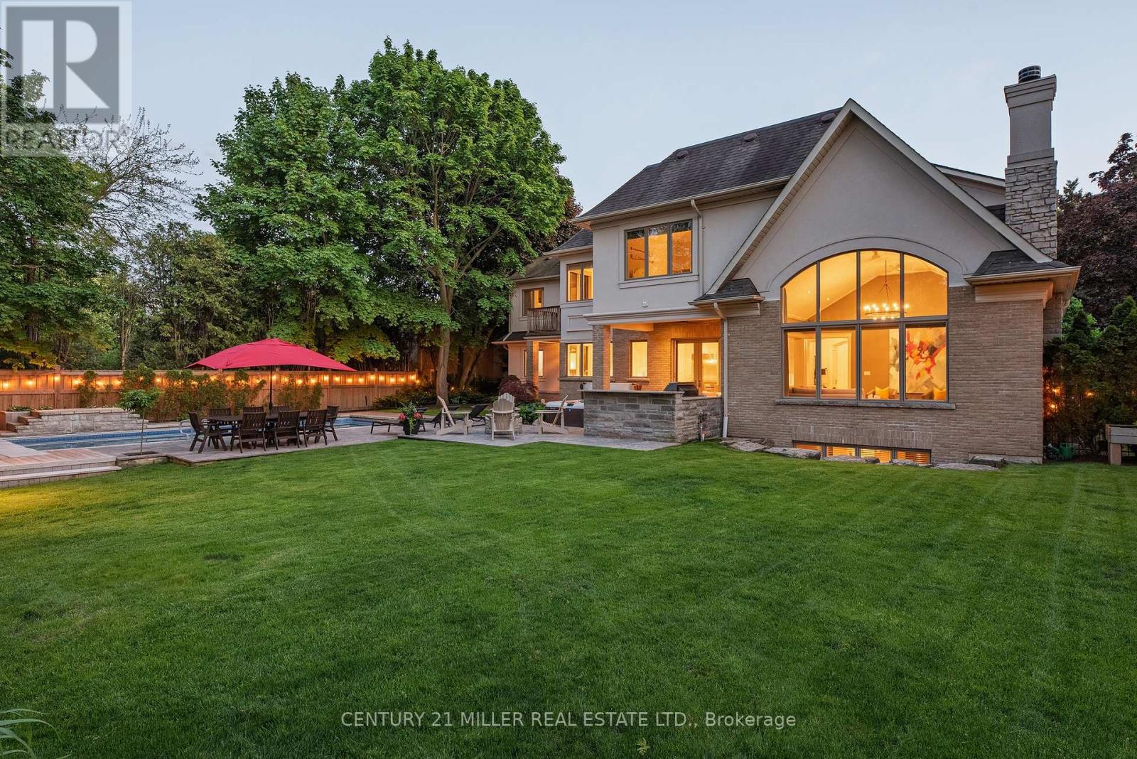209 Donessle Drive, Oakville, Ontario  L6J 3Y7 - Photo 42 - W12428393