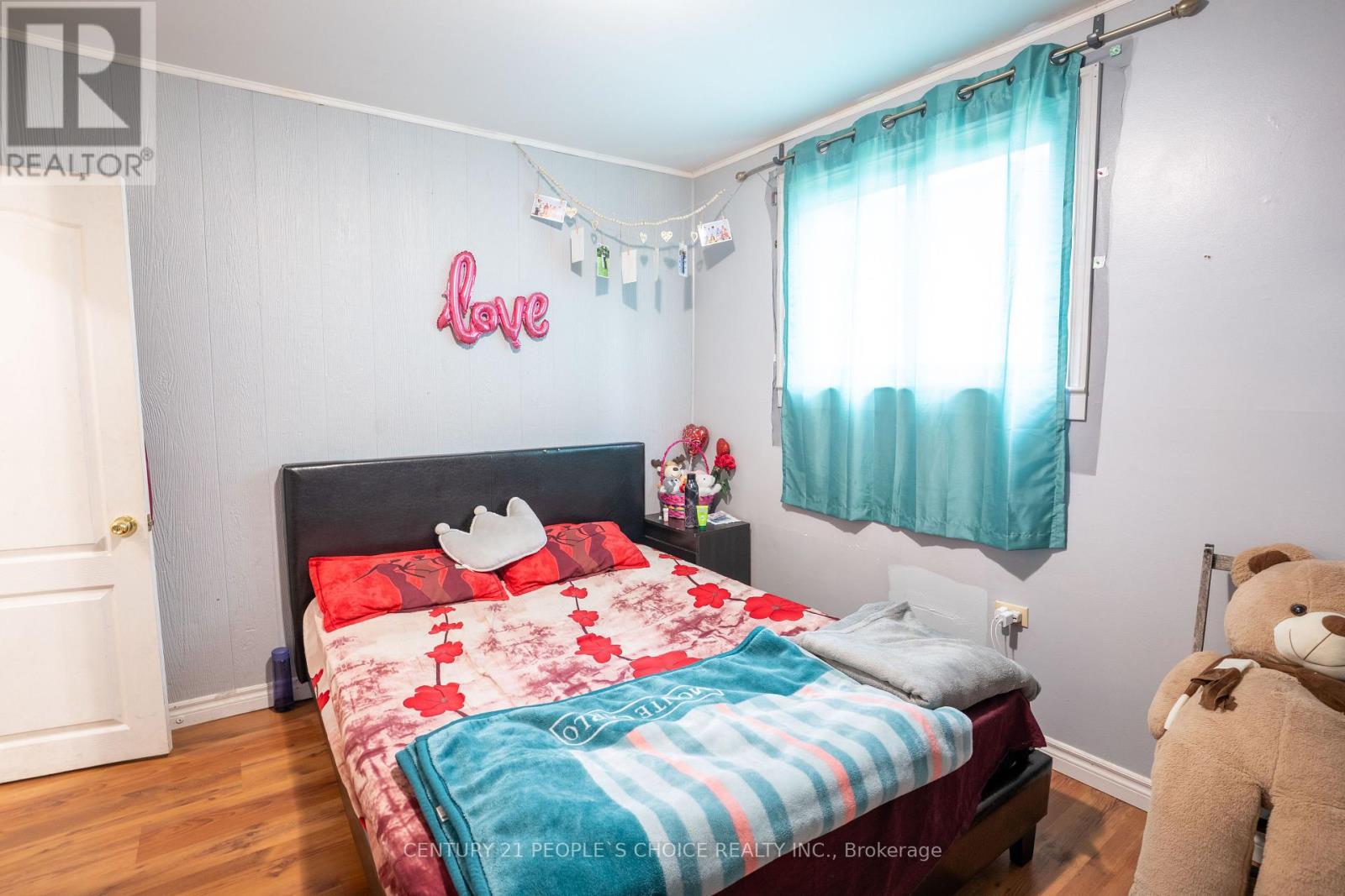 19 Sunset Boulevard, Brampton, Ontario  L1X 1W7 - Photo 16 - W12428398