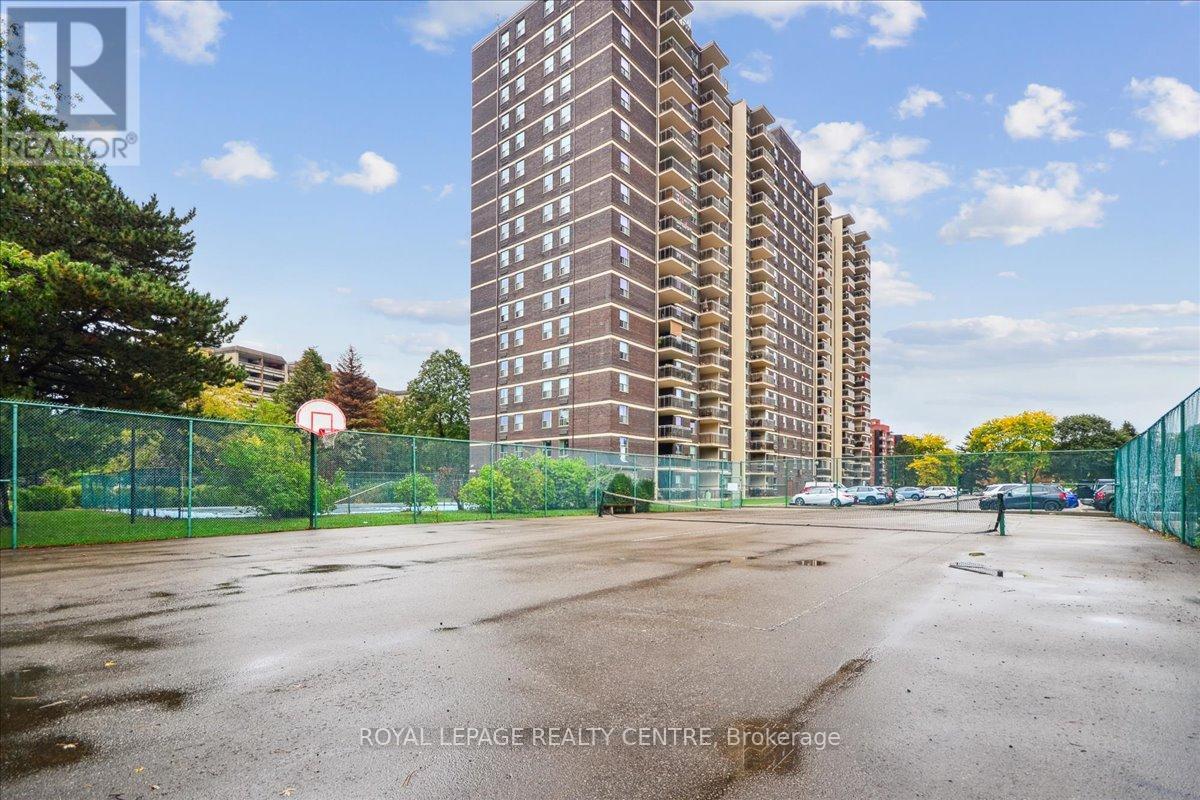 907 - 966 Inverhouse Drive, Mississauga, Ontario  L5V 4B6 - Photo 38 - W12428399