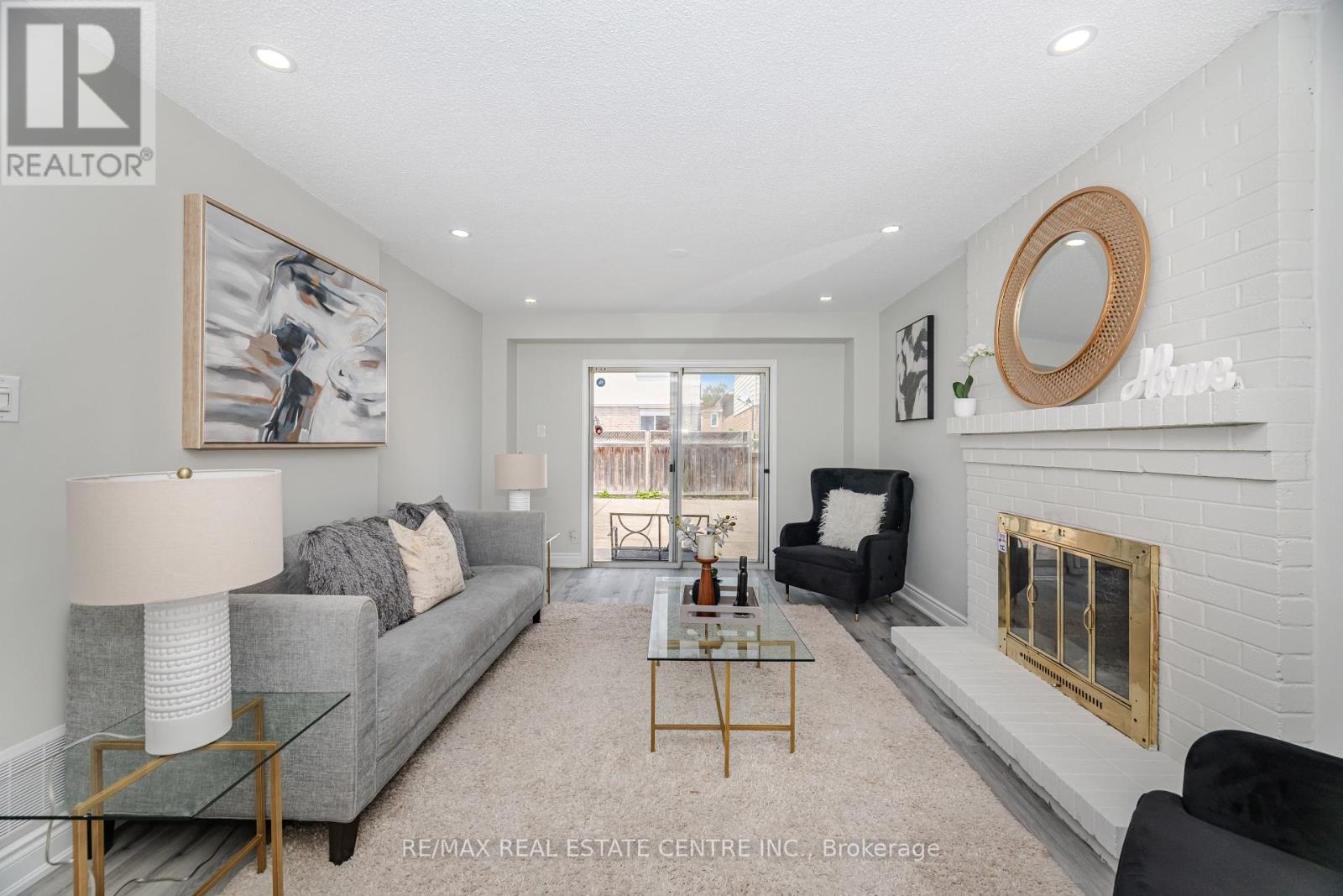 76 Moffatt Avenue, Brampton, Ontario  L6Y 2P3 - Photo 18 - W12428403
