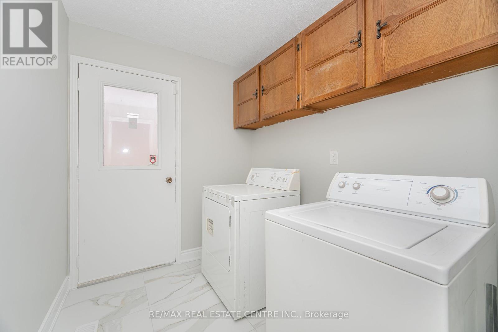 76 Moffatt Avenue, Brampton, Ontario  L6Y 2P3 - Photo 24 - W12428403