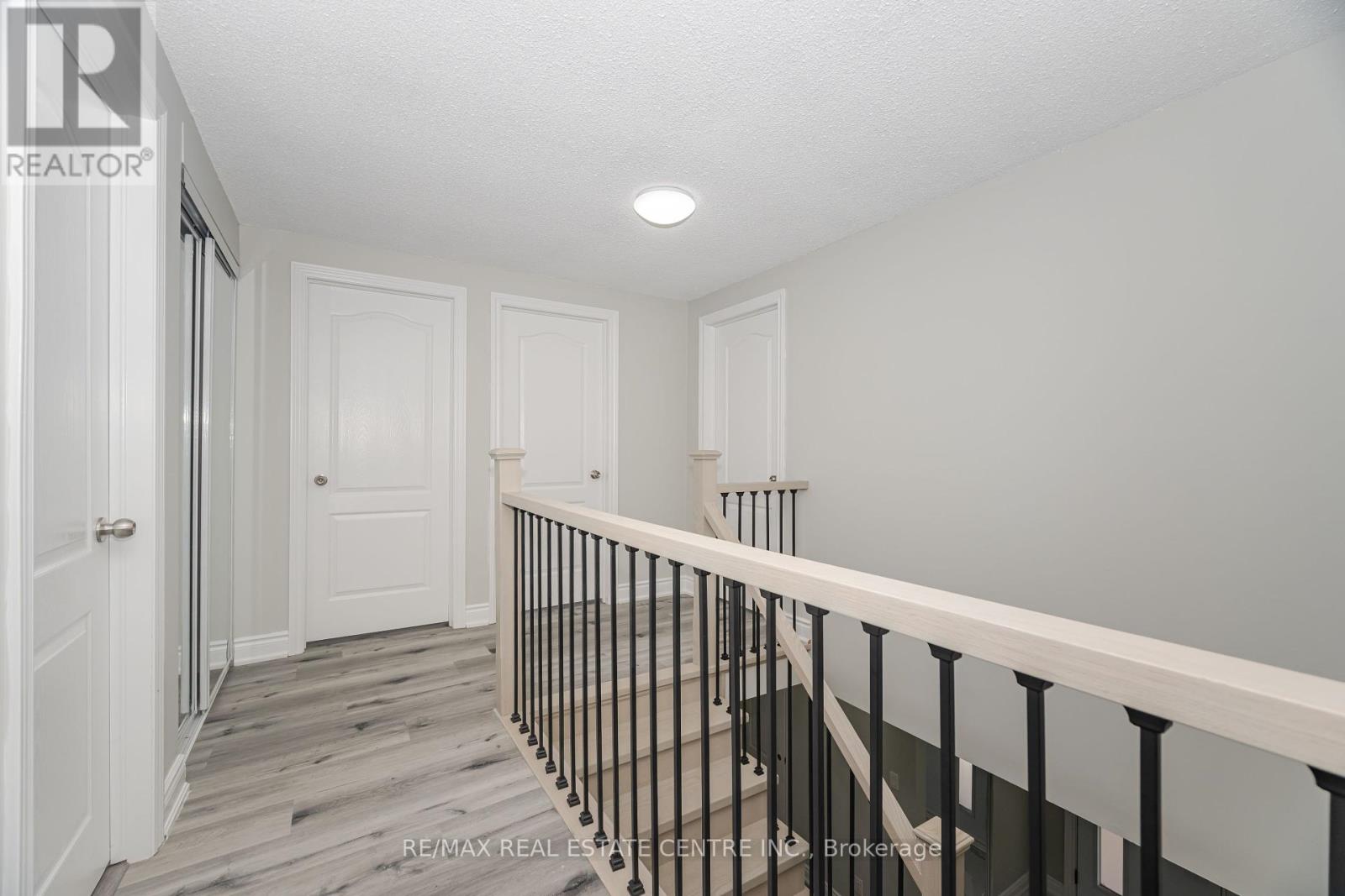 76 Moffatt Avenue, Brampton, Ontario  L6Y 2P3 - Photo 26 - W12428403