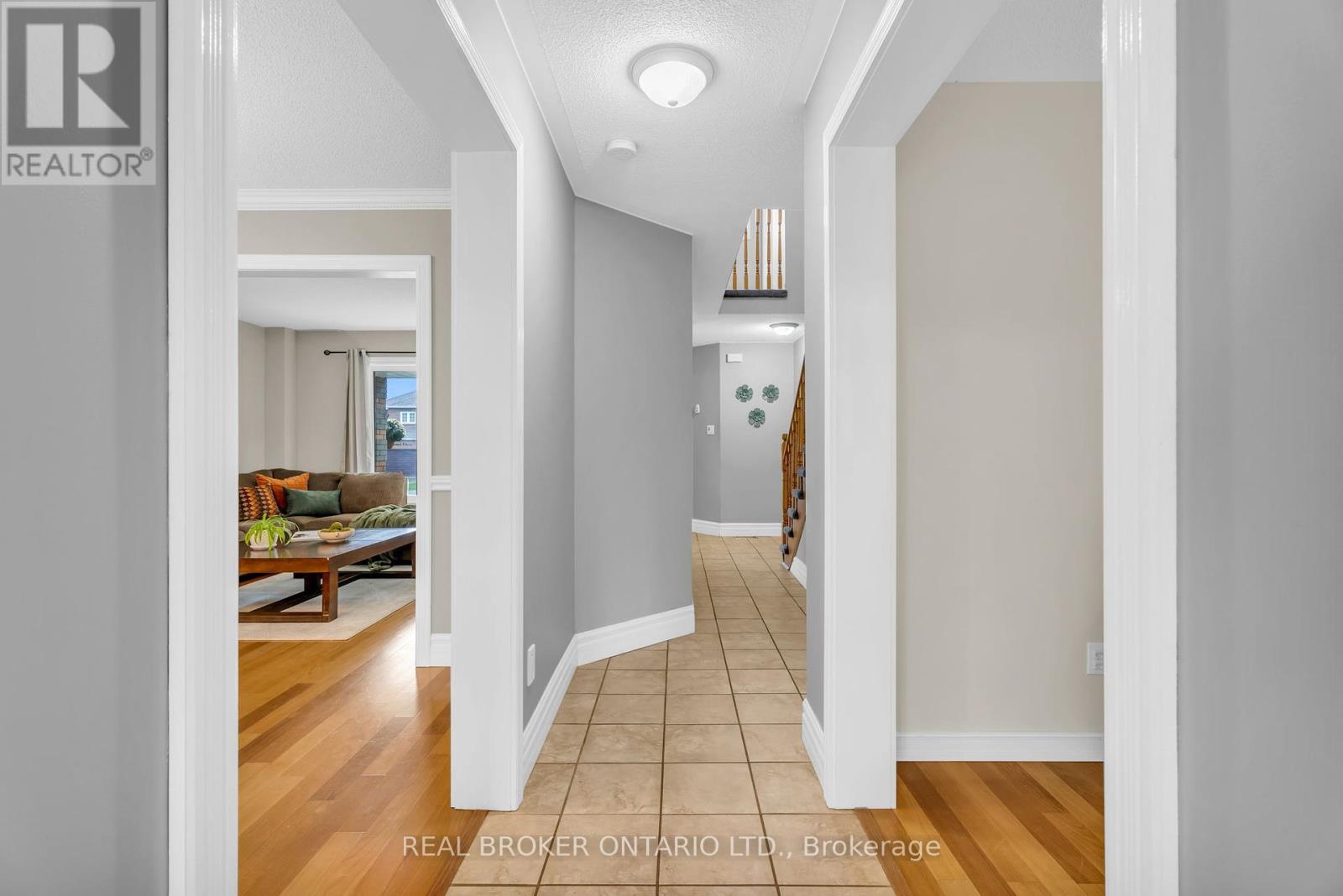 309 Howard Crescent, Orangeville, Ontario  L9W 4Y3 - Photo 6 - W12428413