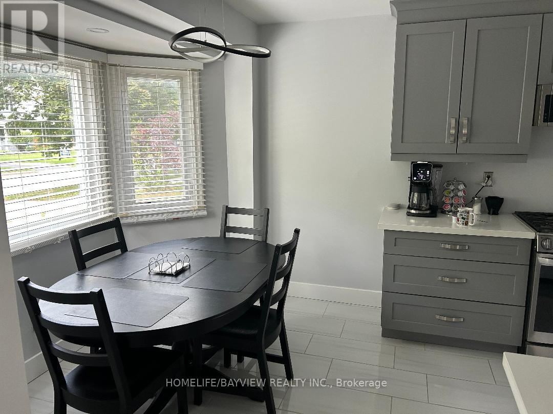 999 Anna Maria Avenue, Innisfil, Ontario  L9S 1V5 - Photo 7 - N12356323