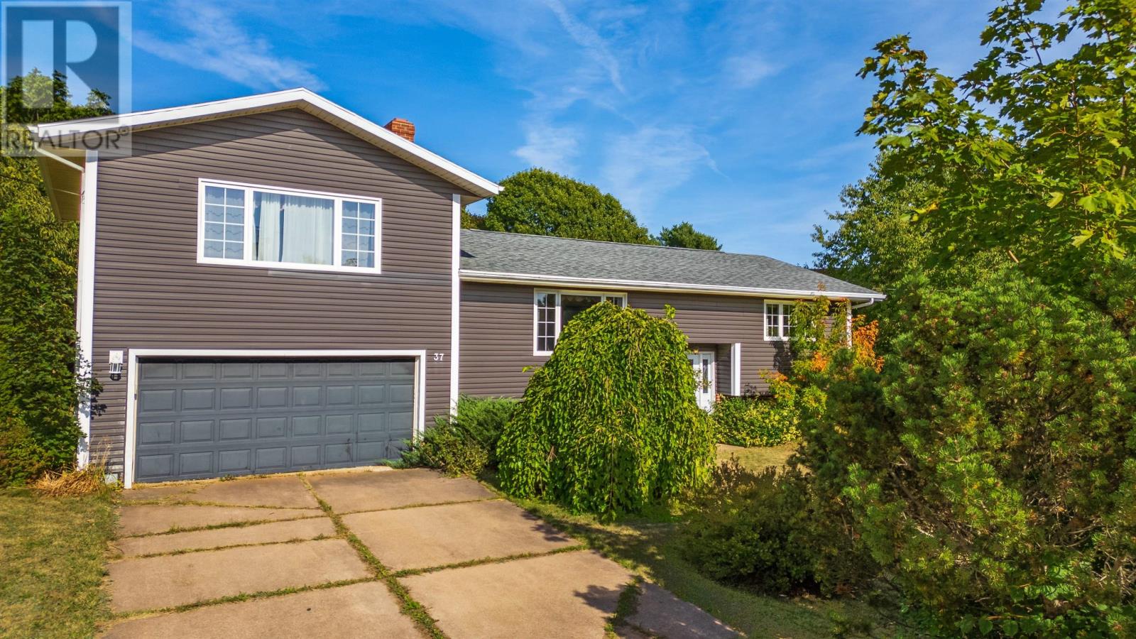37 Chelsey Circle, Charlottetown, Prince Edward Island  C1E 1E9 - Photo 1 - 202520580