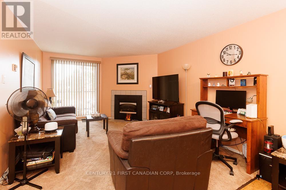204 - 725 Deveron Crescent, London South, Ontario  N5Z 4X3 - Photo 8 - X12428572