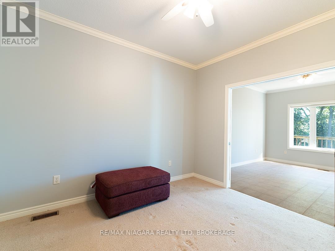38 Maple Street, Port Colborne, Ontario  L3K 6G7 - Photo 14 - X12311991