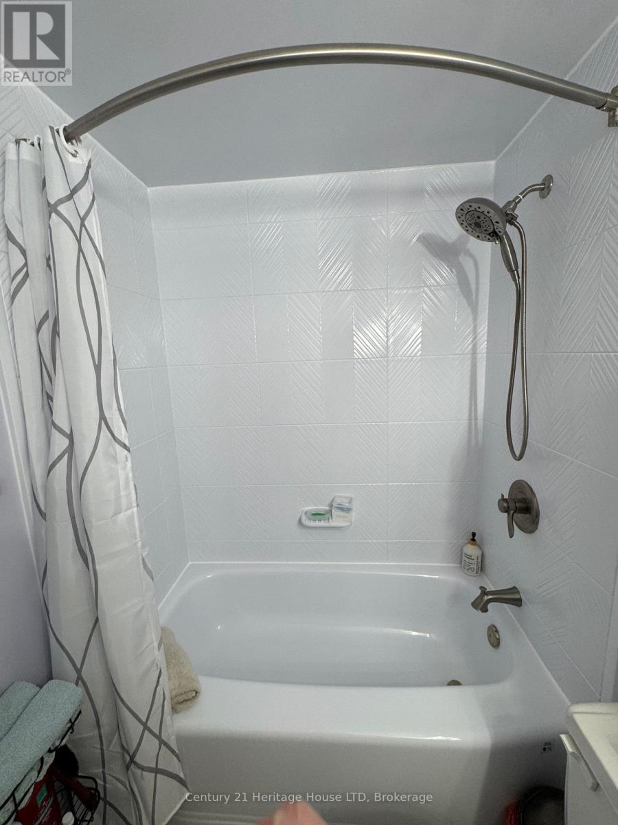 103b - 200 Hwy 20 W Road, Pelham, Ontario  L3E 0V7 - Photo 27 - X12427996