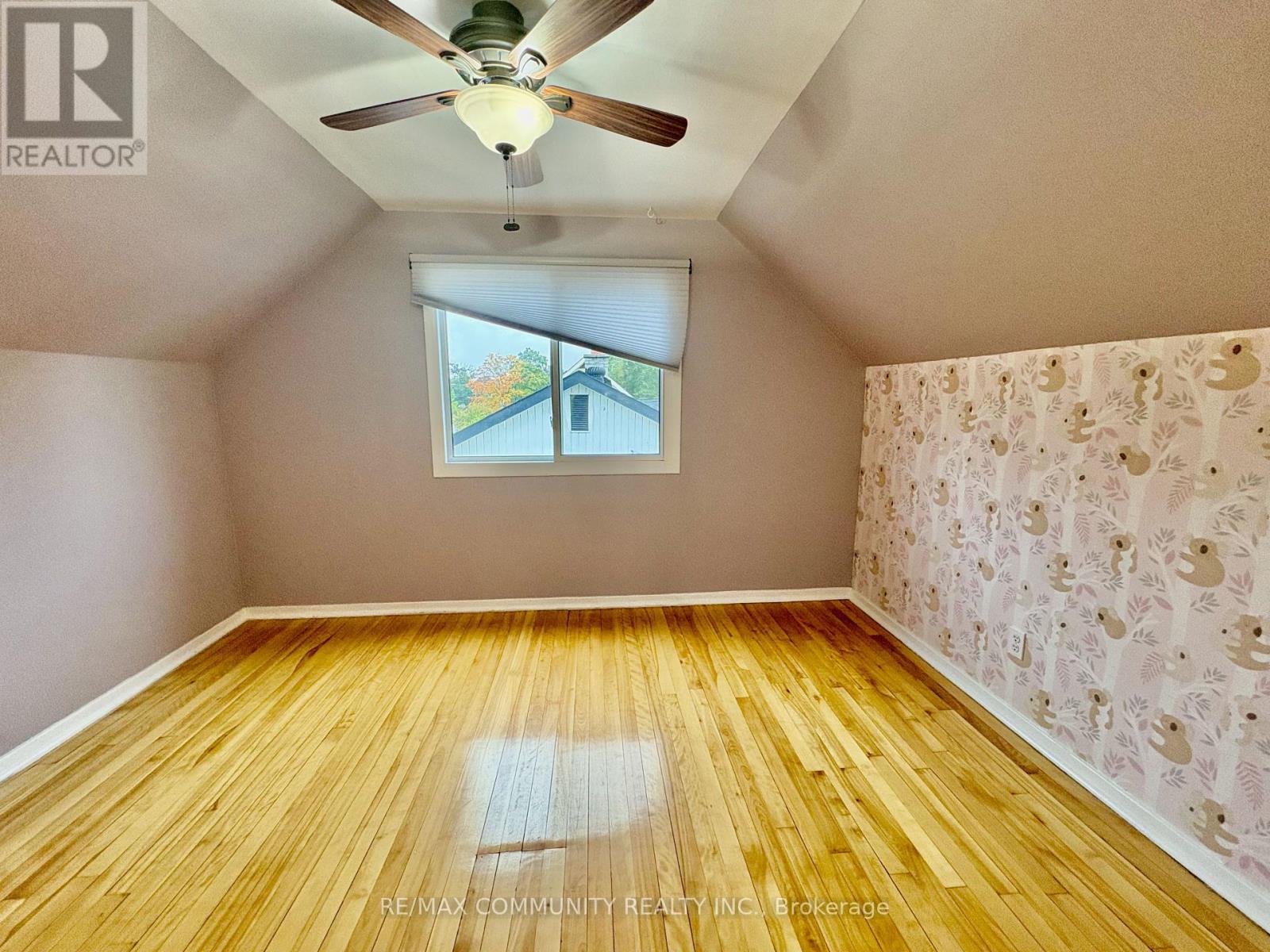 Main - 693 Hawley Street, Peterborough, Ontario  K9J 4C7 - Photo 7 - X12428344