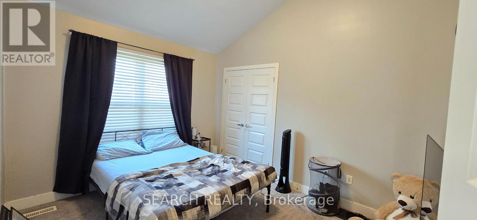 261 Cairn Street, London South, Ontario  N5Z 3W9 - Photo 3 - X12428368
