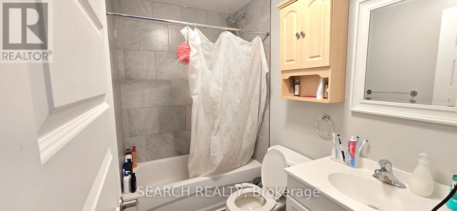 261 Cairn Street, London South, Ontario  N5Z 3W9 - Photo 8 - X12428368