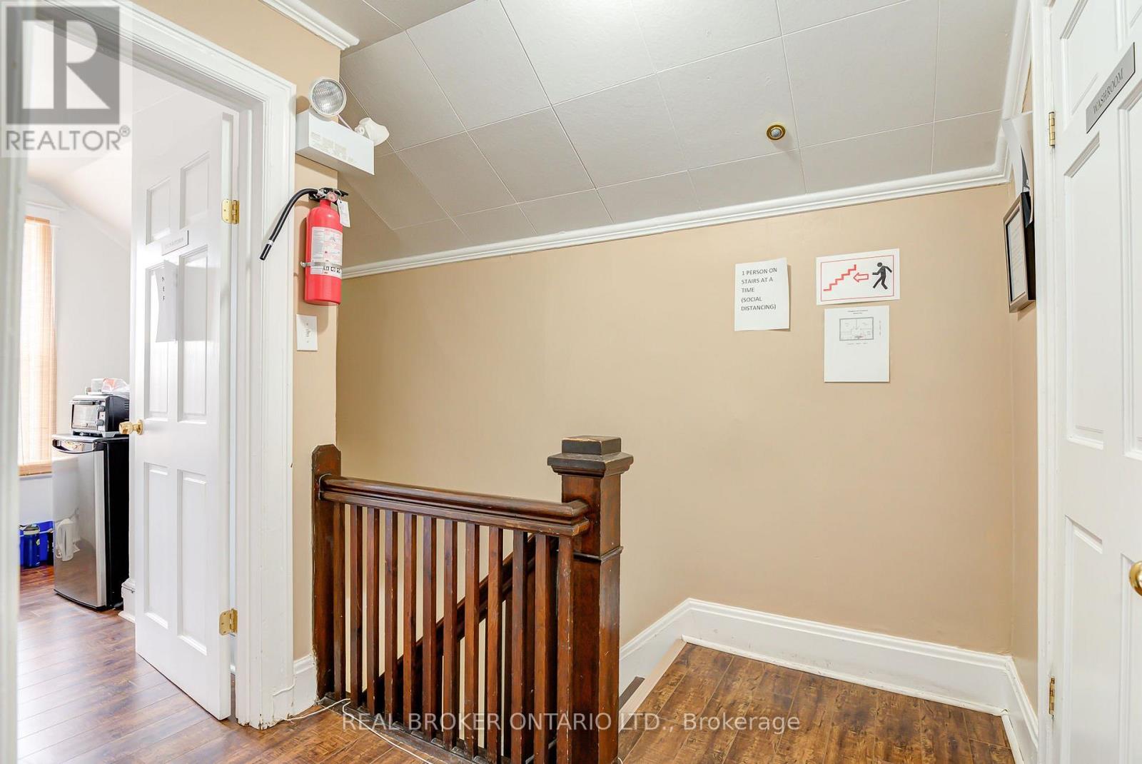 1405 King Street E, Cambridge, Ontario  N3H 3R3 - Photo 21 - X12428377