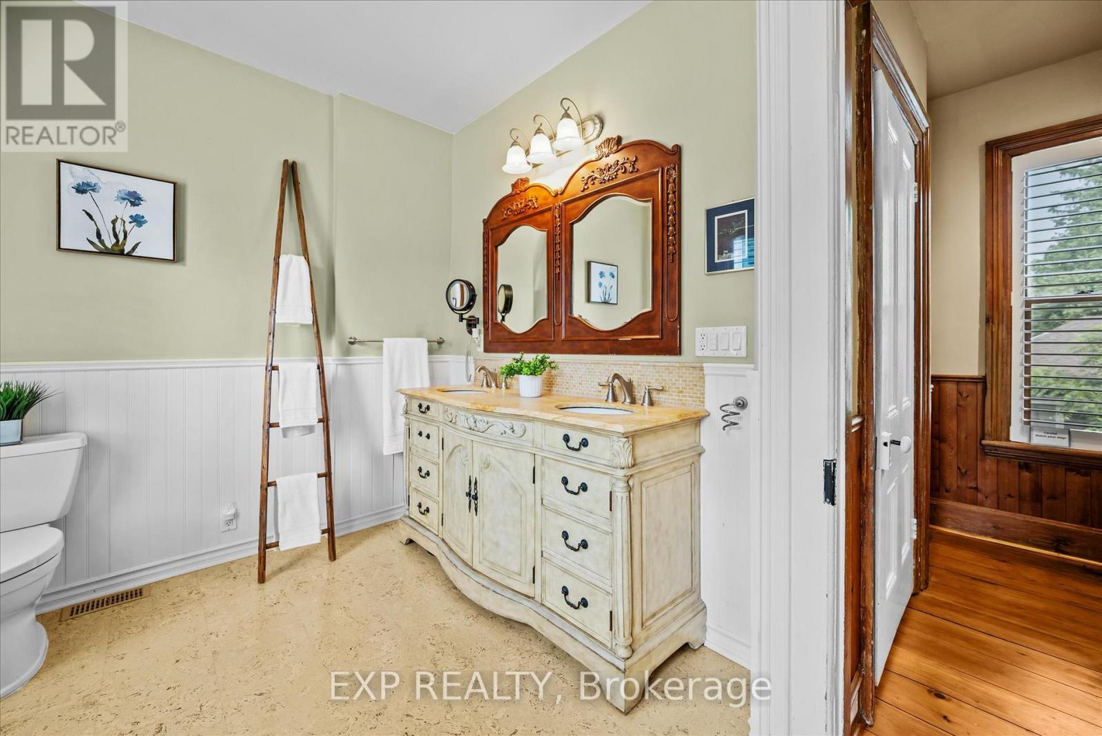 34 Field Road, Hamilton, Ontario  L0R 1R0 - Photo 23 - X12428387