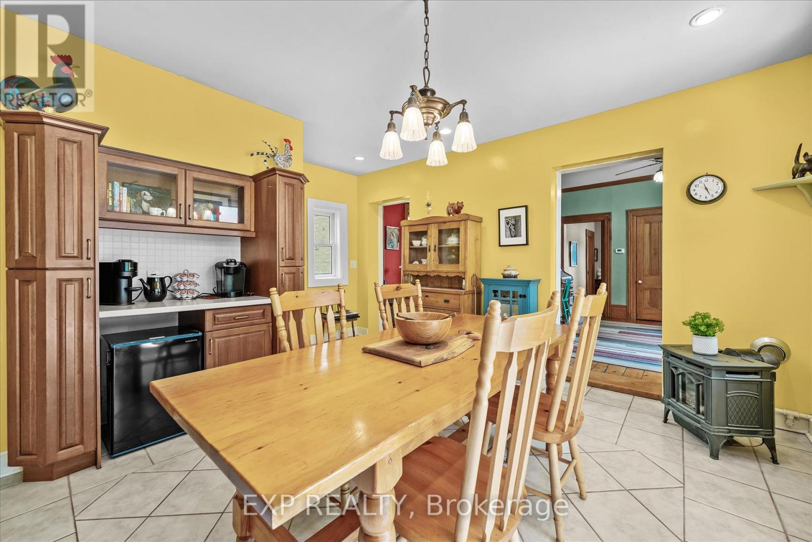 34 Field Road, Hamilton, Ontario  L0R 1R0 - Photo 5 - X12428387