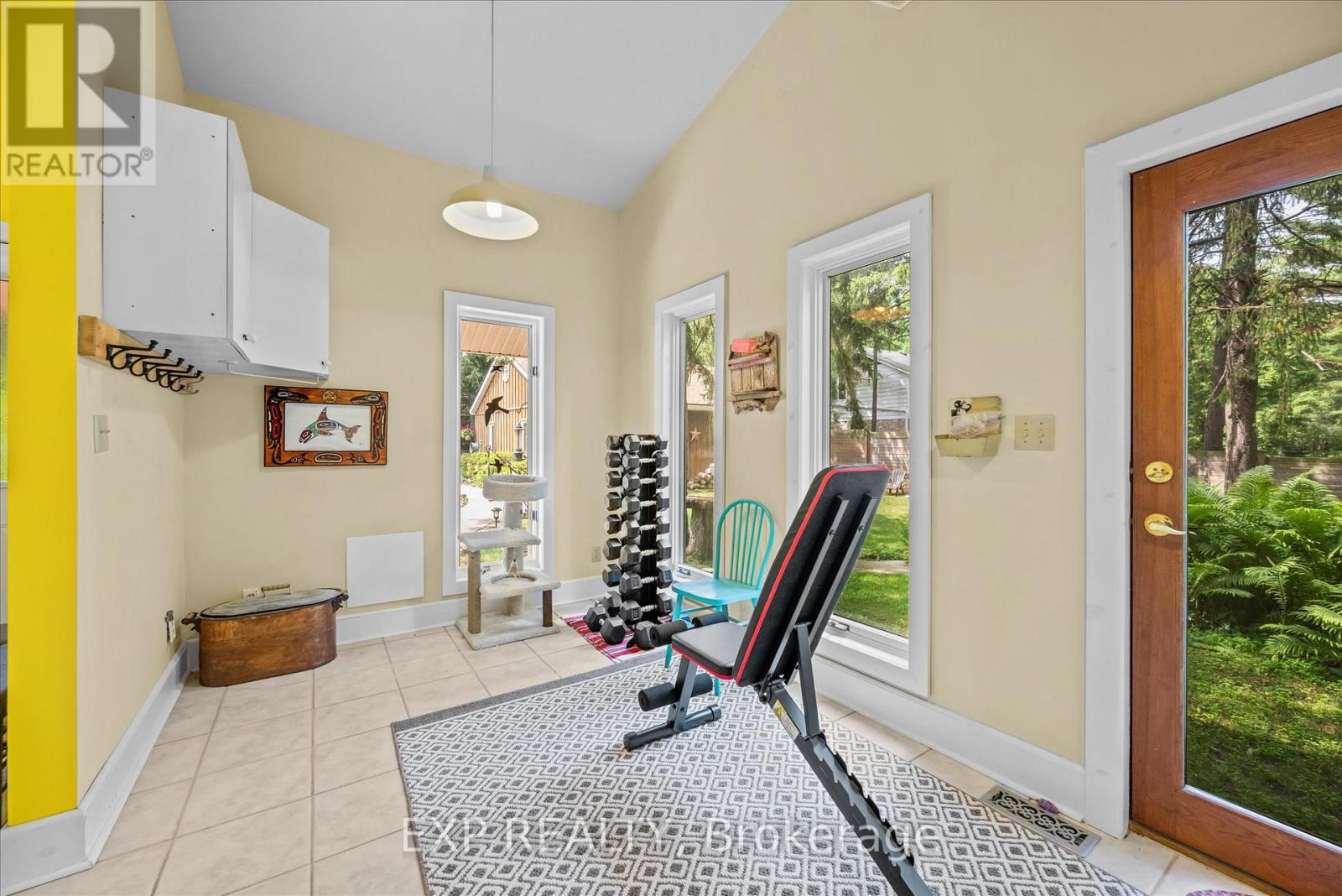 34 Field Road, Hamilton, Ontario  L0R 1R0 - Photo 8 - X12428387