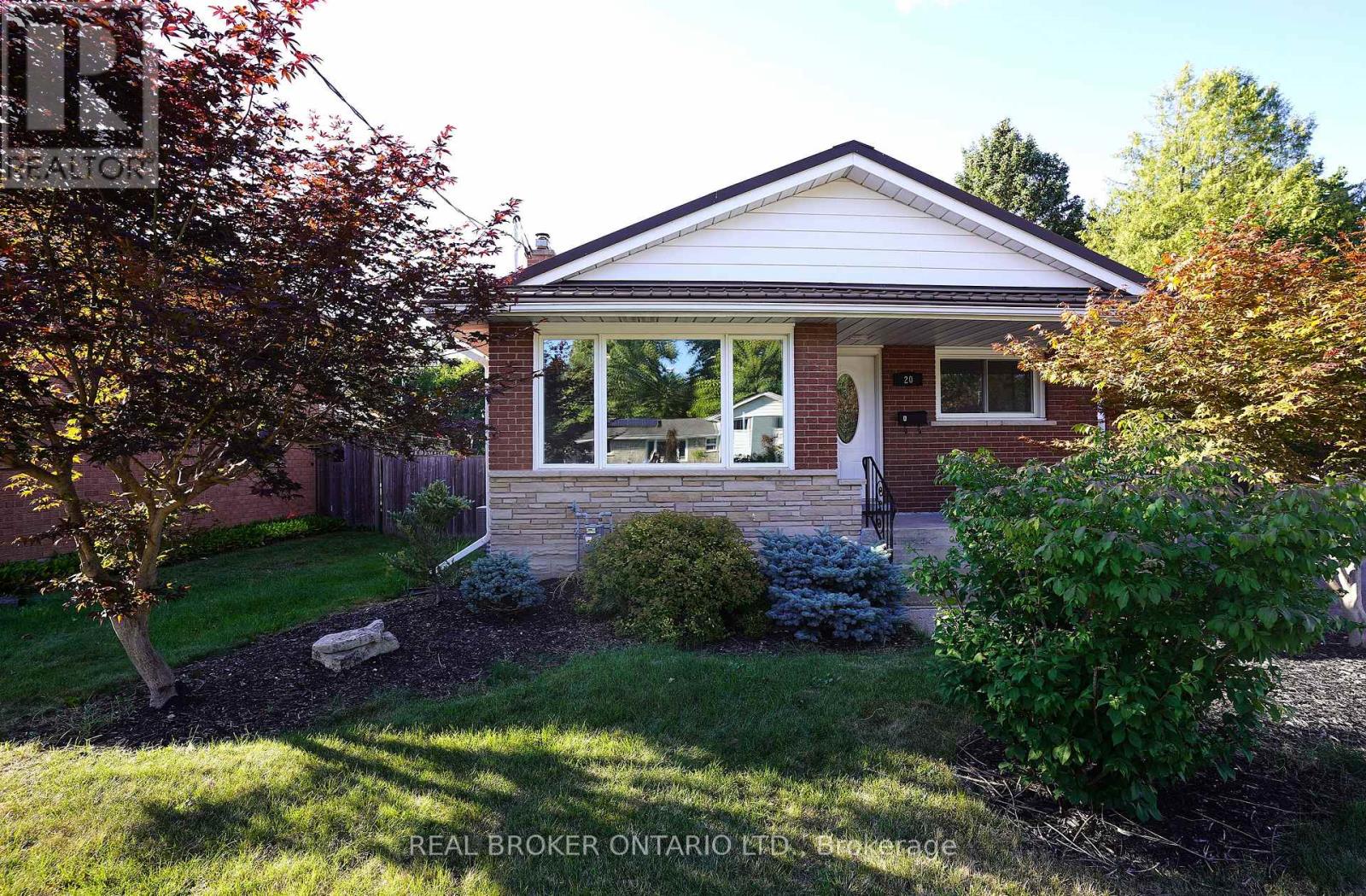 UPPER - 20 SUNRISE DRIVE, Kitchener, Ontario