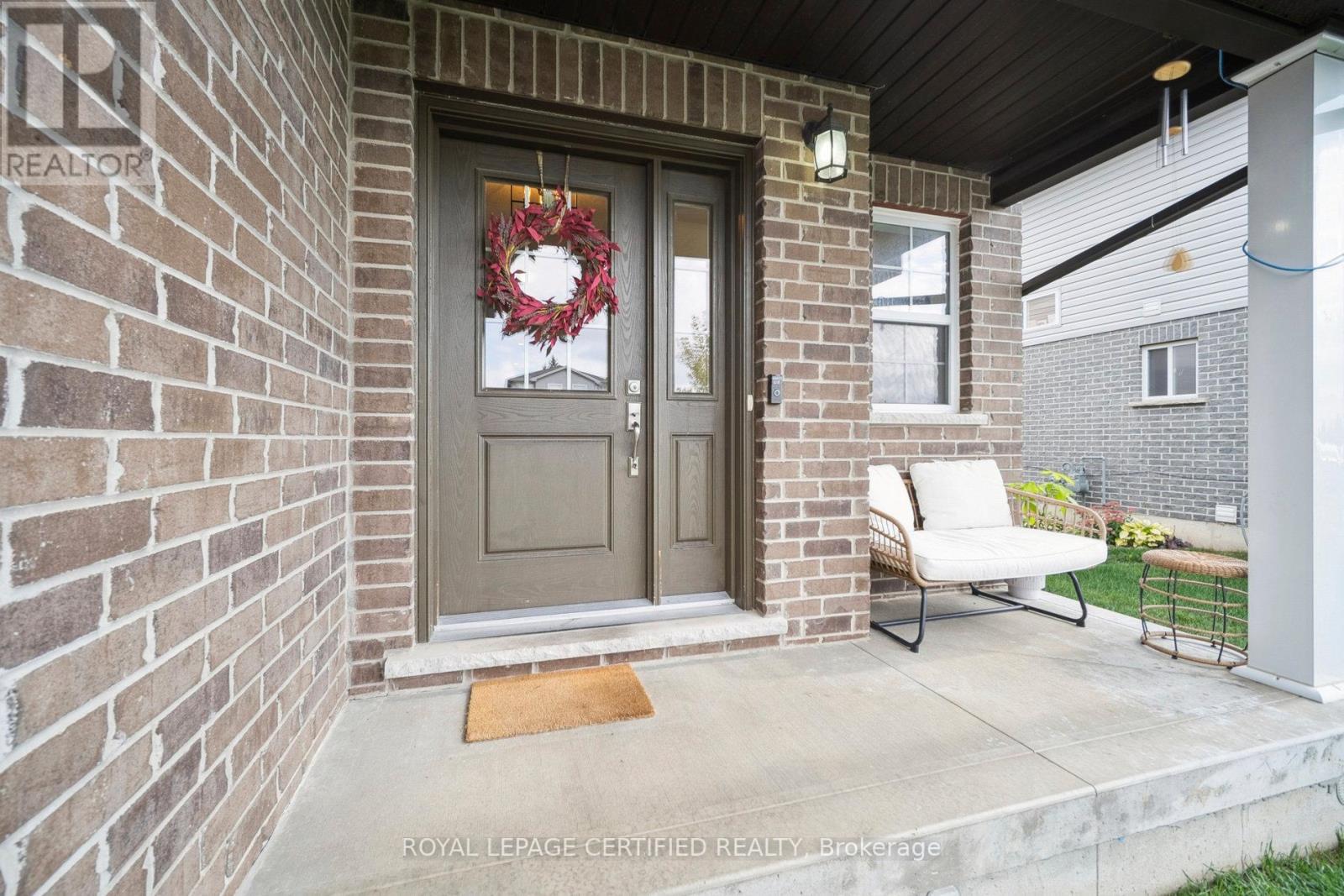 3 Minler Street E, Ingersoll, Ontario  N5C 0C9 - Photo 5 - X12428395