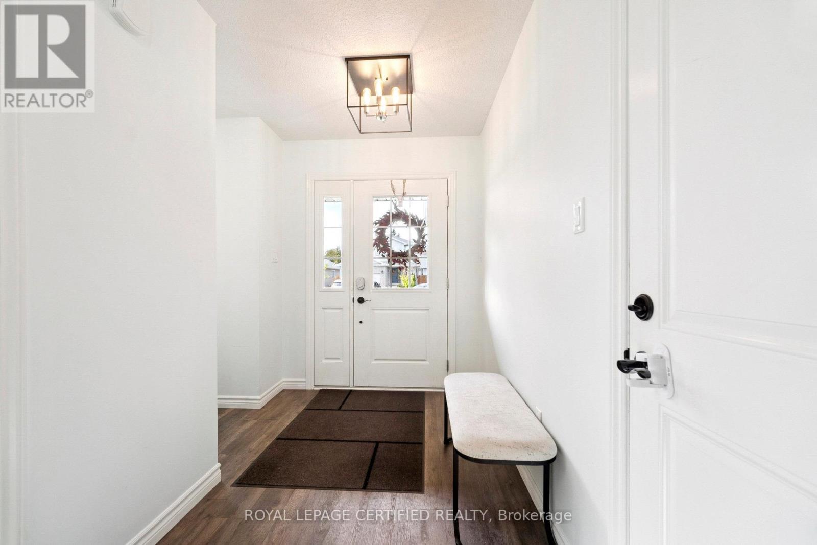 3 Minler Street E, Ingersoll, Ontario  N5C 0C9 - Photo 6 - X12428395