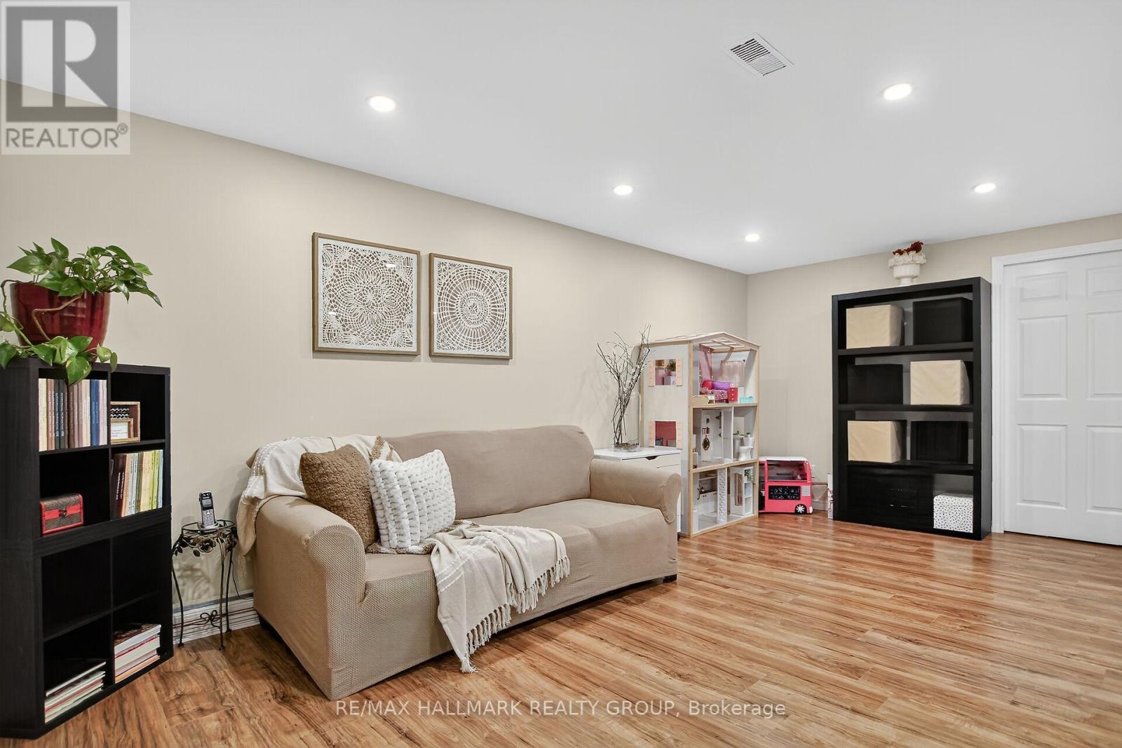 317 River Landing Avenue, Ottawa, Ontario  K2J 3V4 - Photo 33 - X12428548