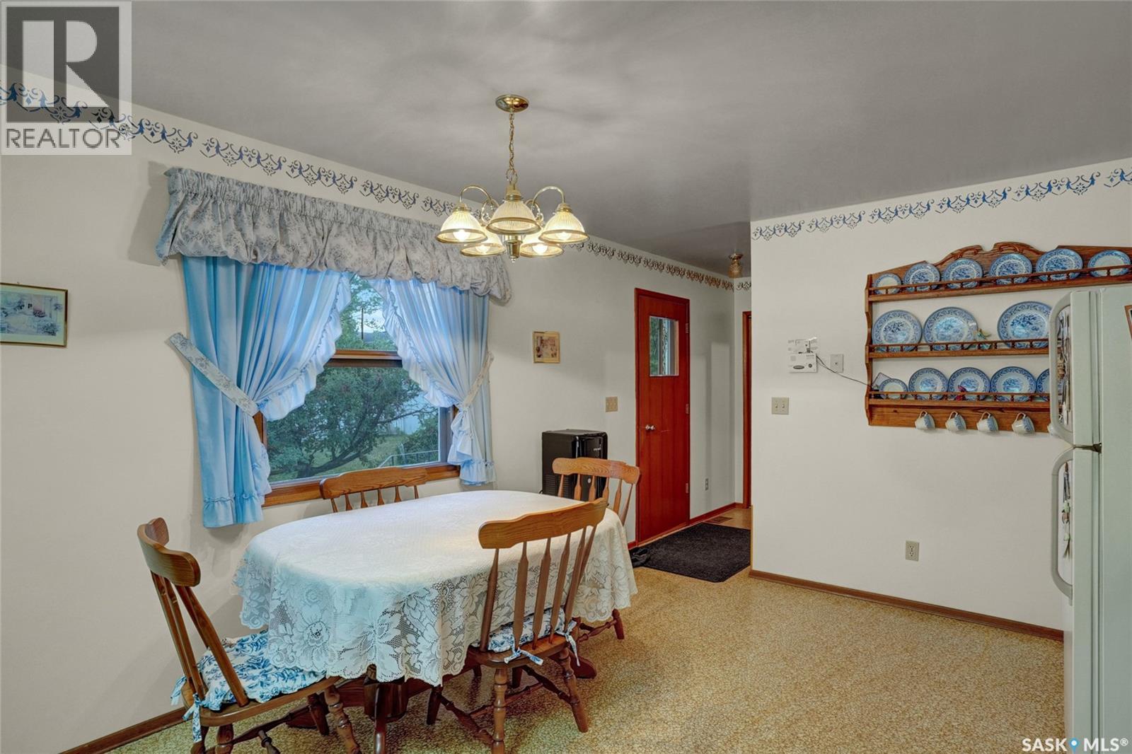524 6th Avenue E, Assiniboia, Saskatchewan  S0H 0B0 - Photo 11 - SK019396