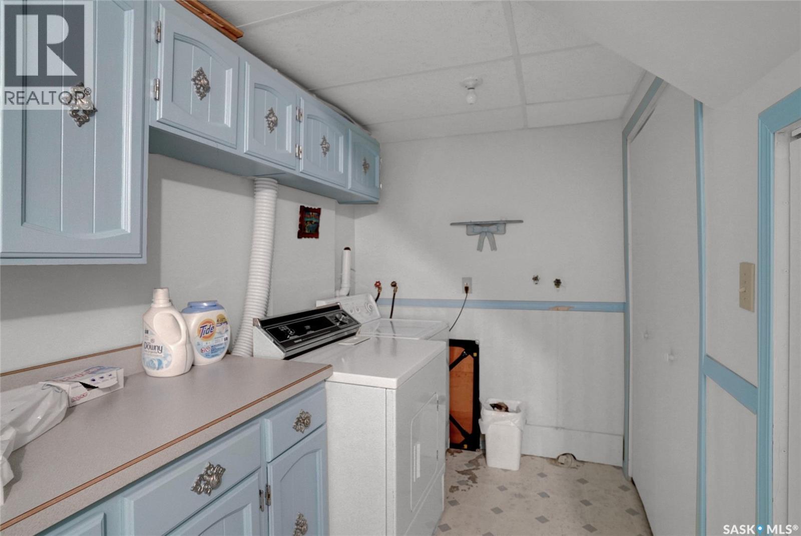 524 6th Avenue E, Assiniboia, Saskatchewan  S0H 0B0 - Photo 35 - SK019396